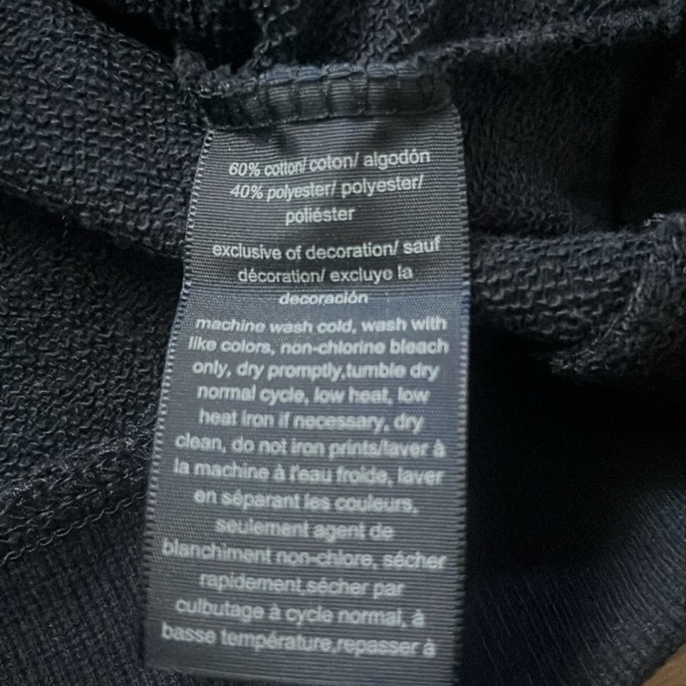New Embroidered Tommy Logo Hoodie - Picture 7 of 9